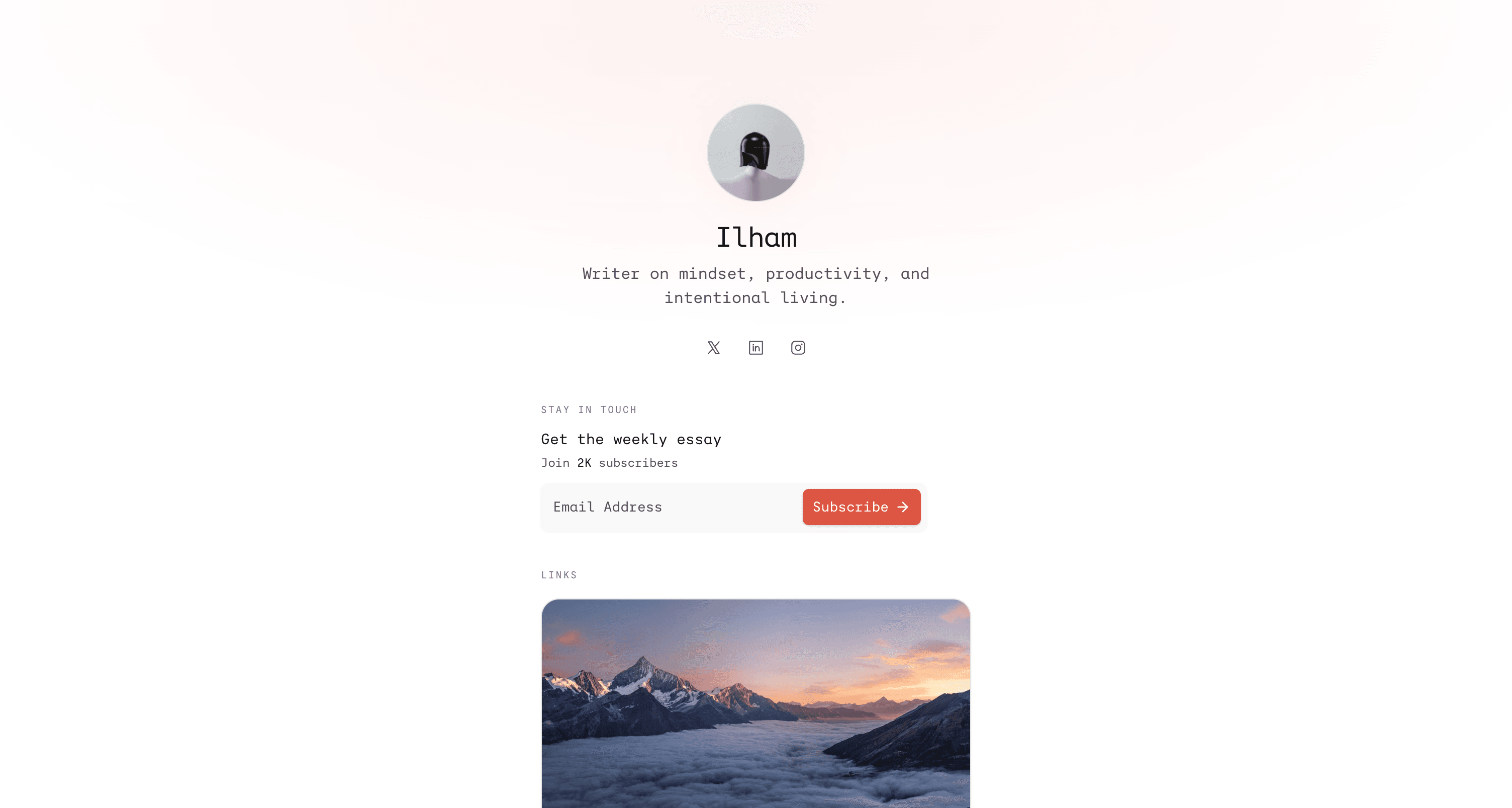 A Nashra Hub: bio, a subscribe form, and the writing, all in one place.