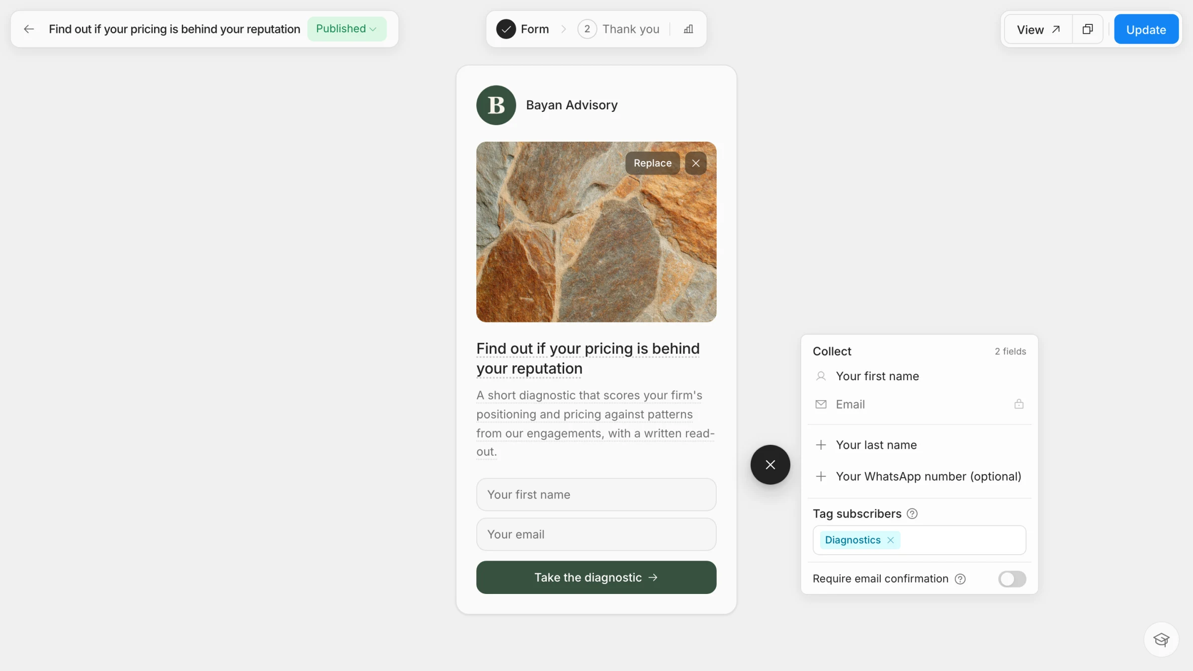 Screenshot: a downloadable guide being built in the same editor, with the tag every new subscriber will carry